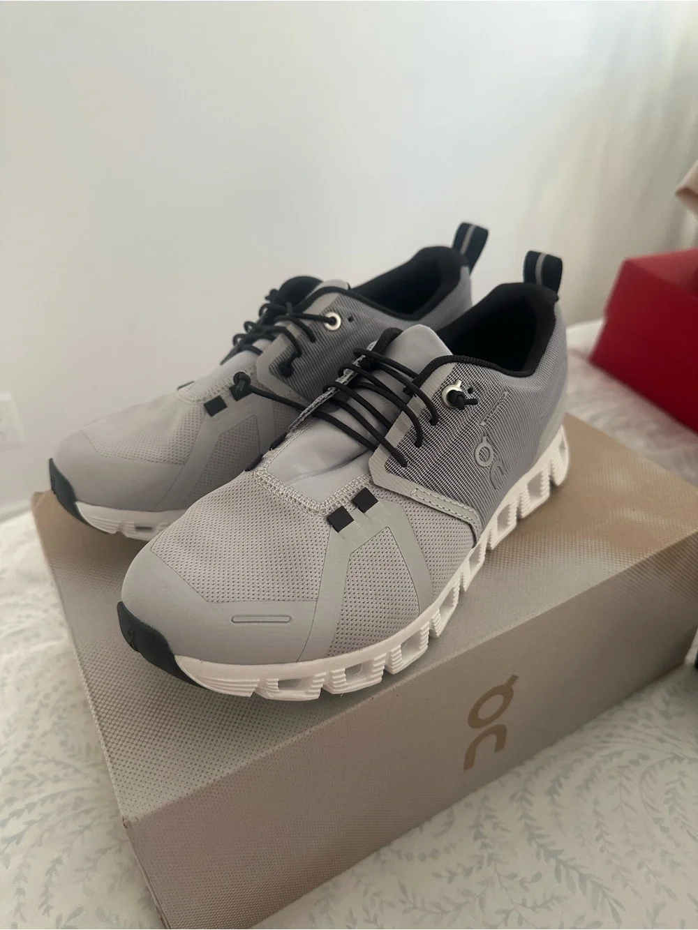 Cloud 5 Waterproof Sneakers in Glacier/White - Picture 2 of 9